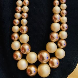 Antique pearls necklace